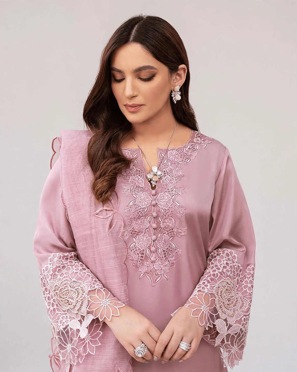 Elegant Mauve Pink Embroidered Lawn Suit – Festive Summer Collection